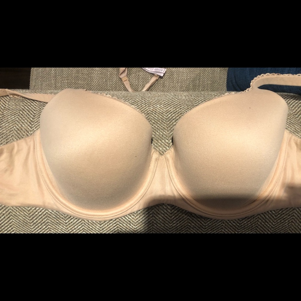 Victoria Secret Bras (2)
